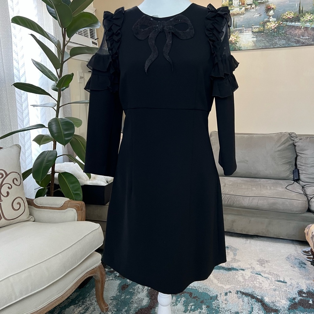 Elegant Black Long Sleeve Dress with Ruffle Accents Size 6